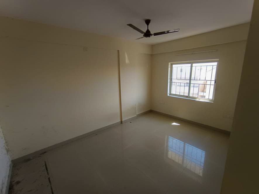 Property Photos 6