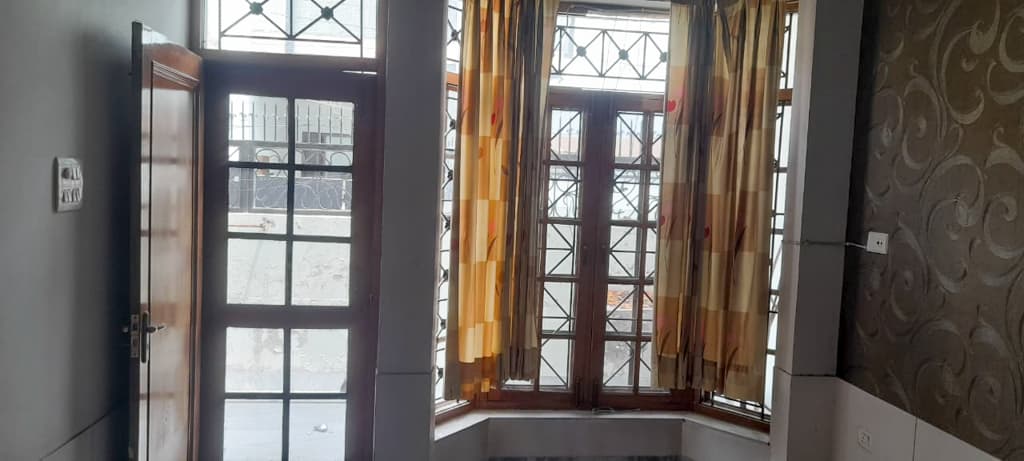 Property Photos 25