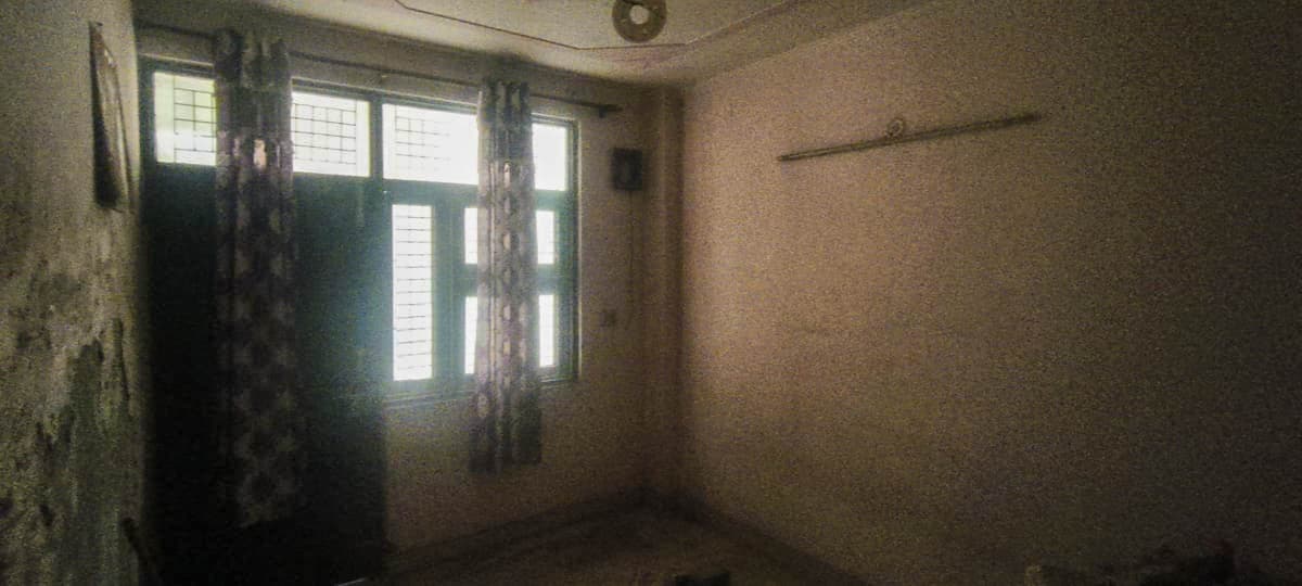 Property Photos 12