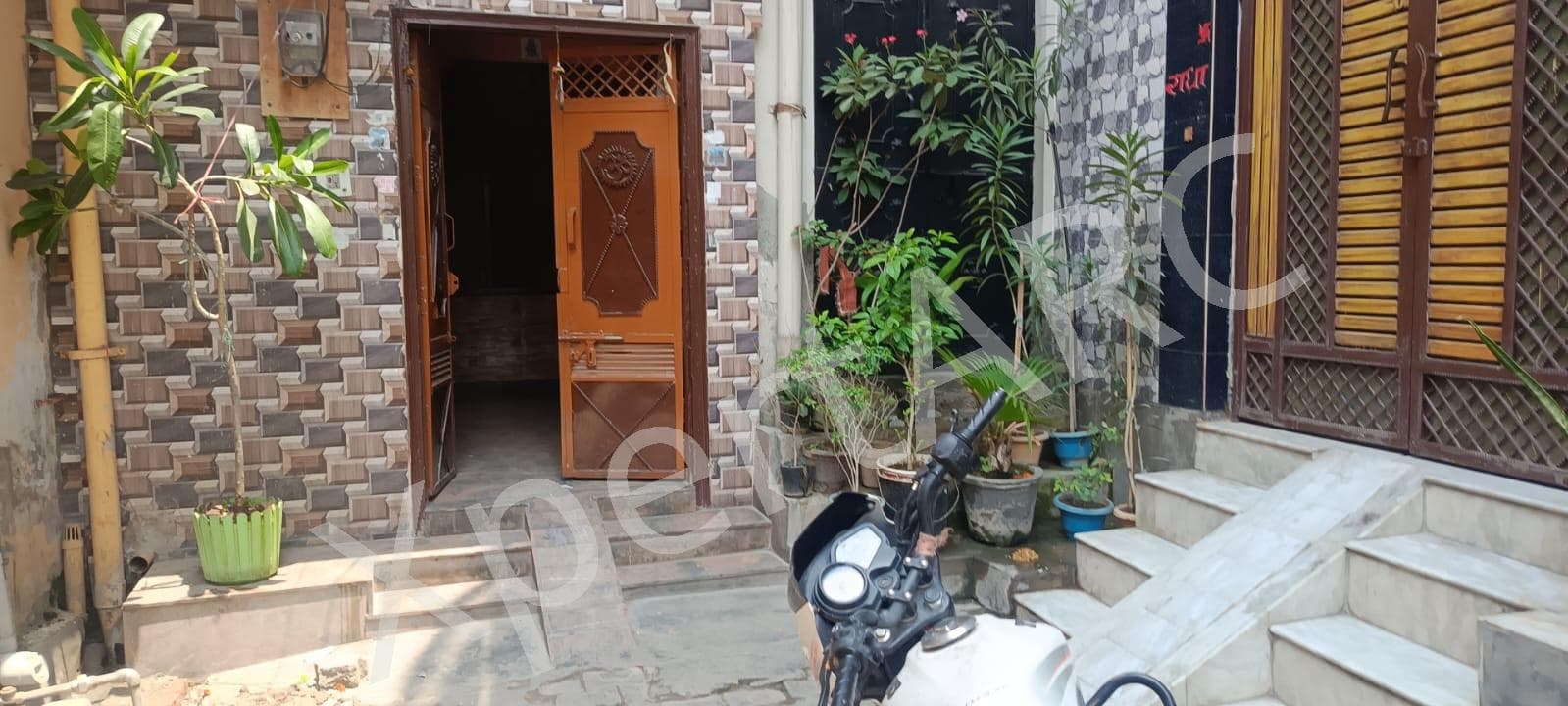 Property Photos 6