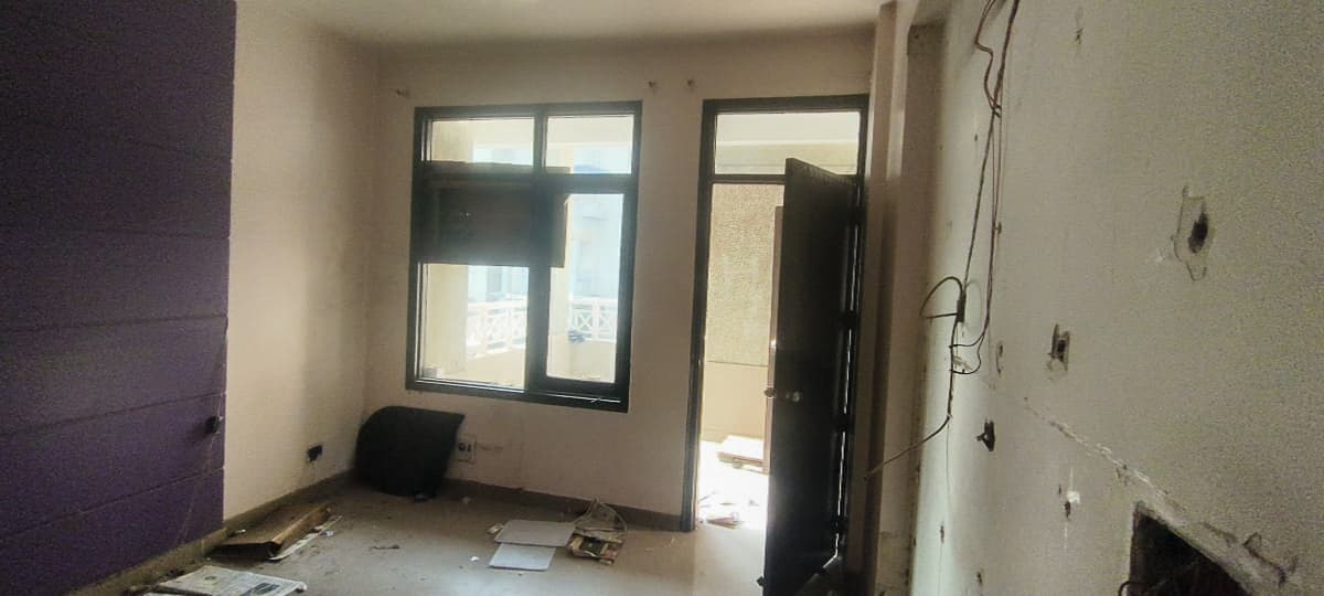 Property Photos 18