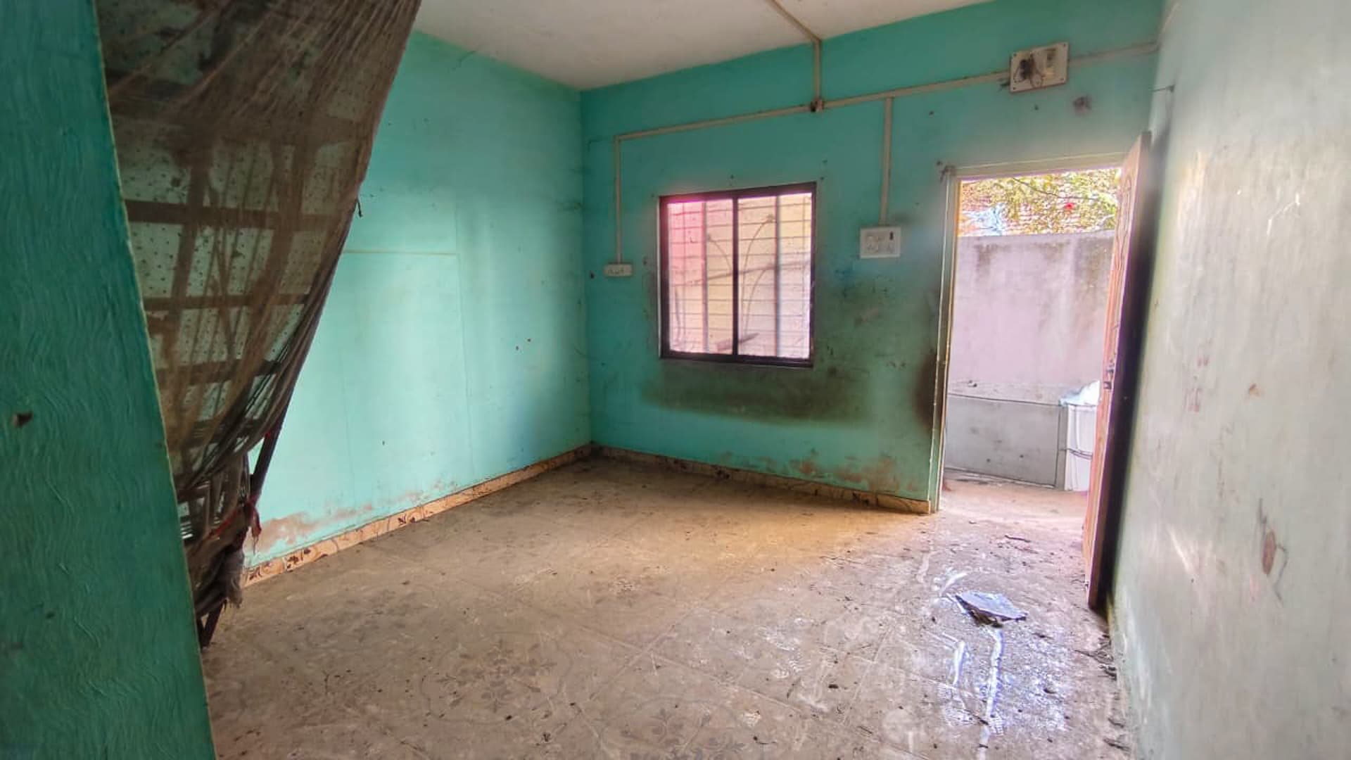 Property Photos 8