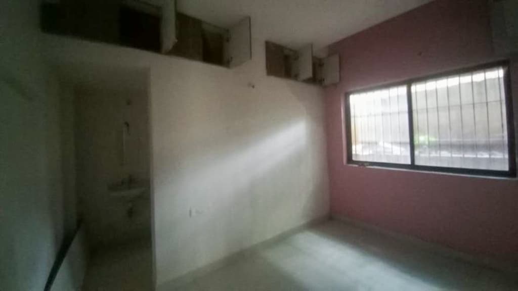 Property Photos 10