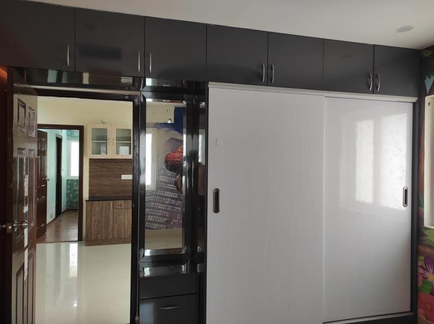 Property Photos 23