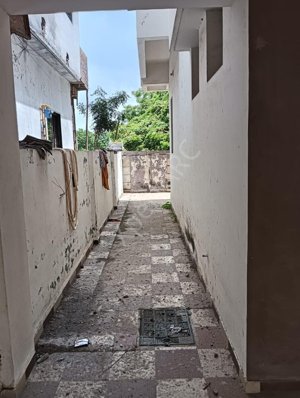 Property Photos 4