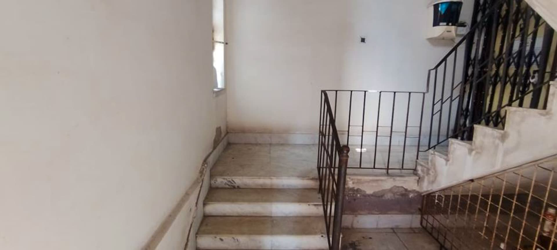 Property Photos 6