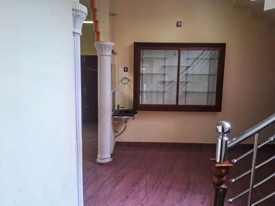 Property Photos 6