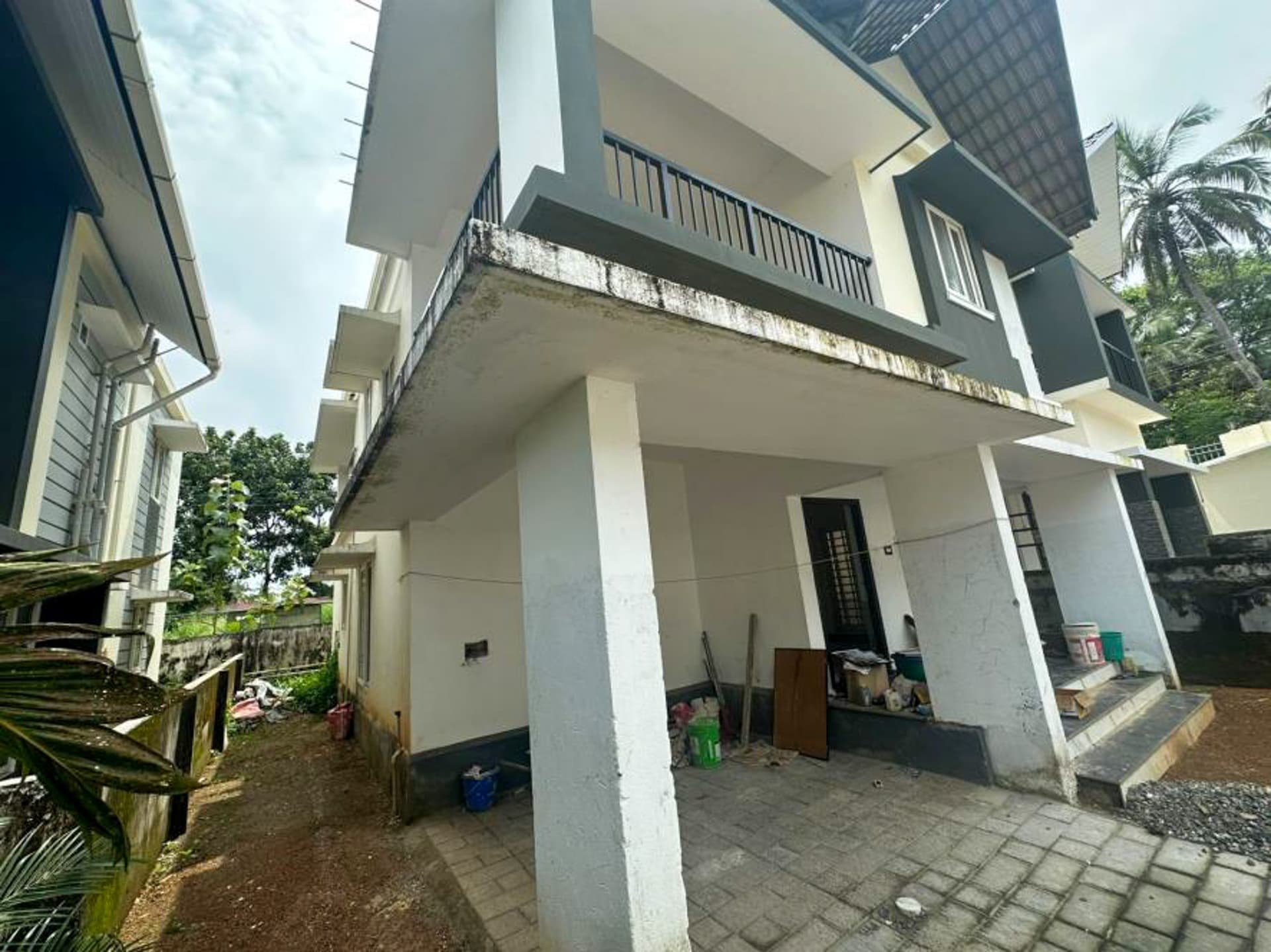 Property Photos 16