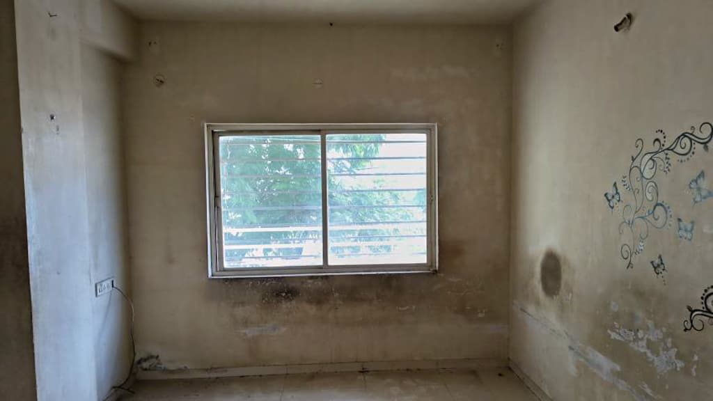 Property Photos 34