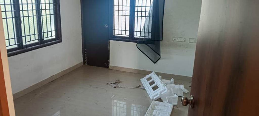 Property Photos 6