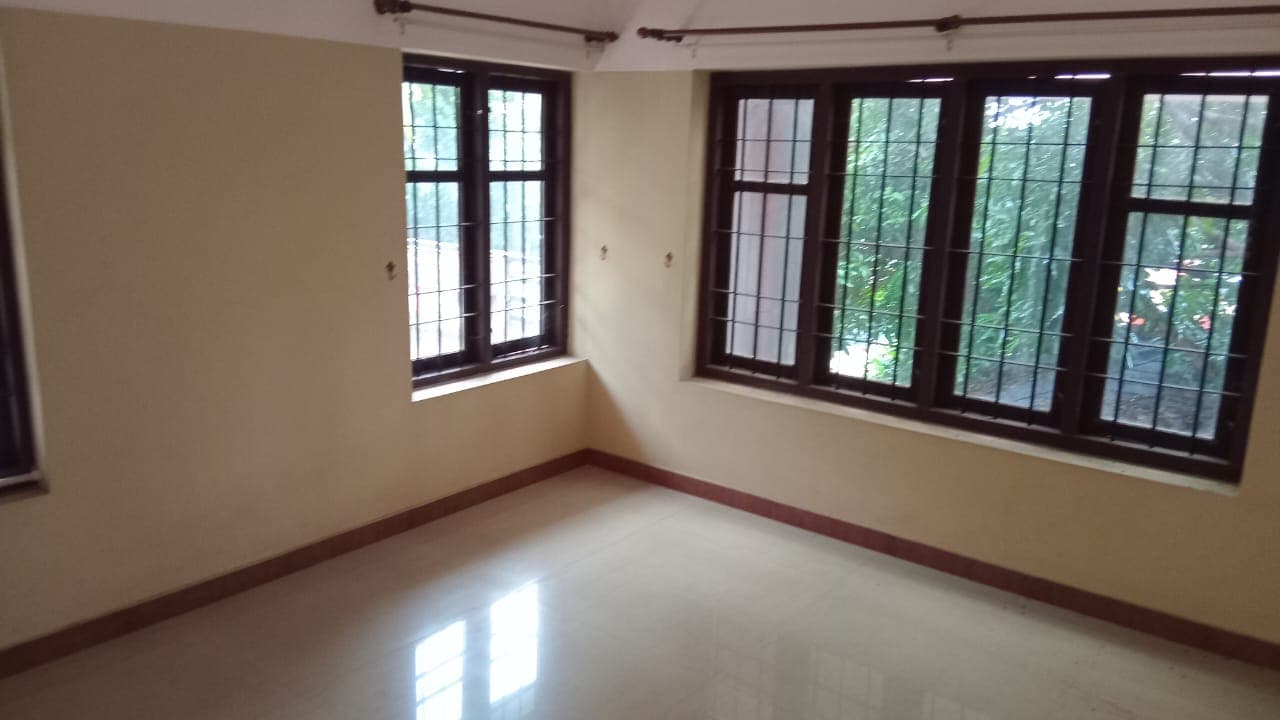 Property Photos 12