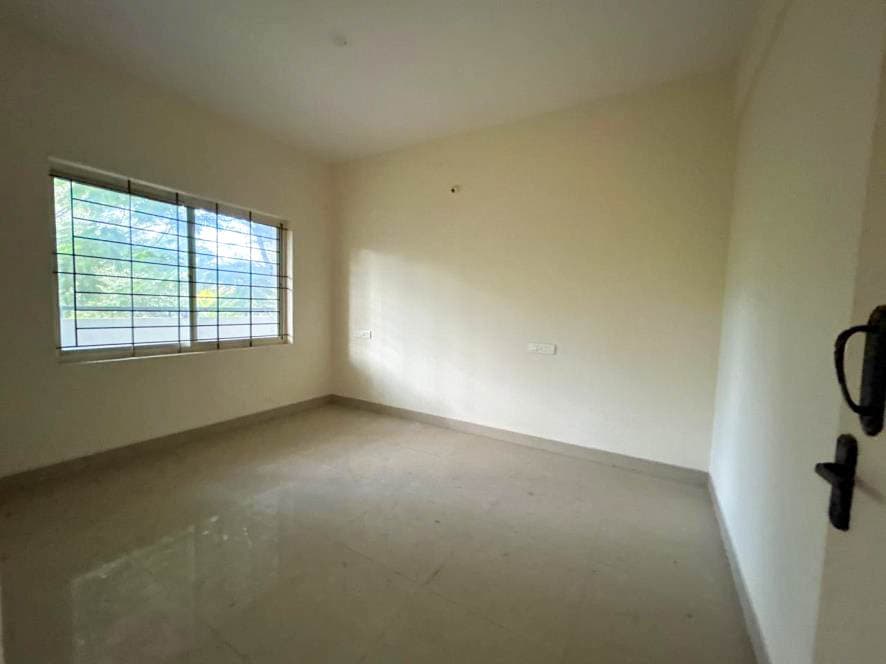 Property Photos 10