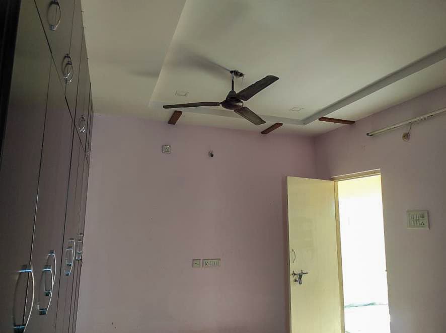 Property Photos 10