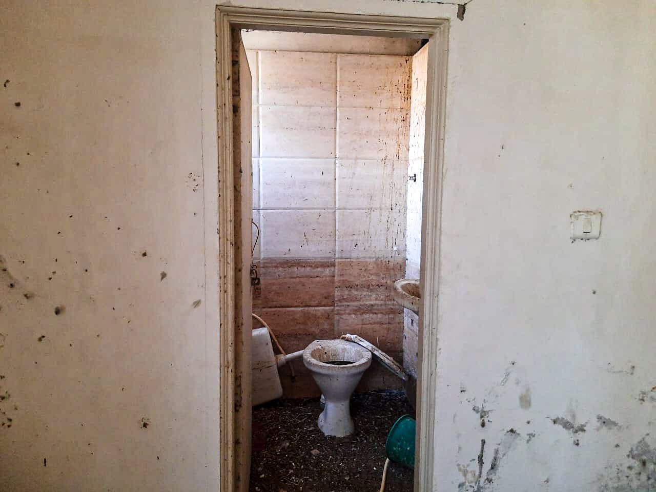 Property Photos 8