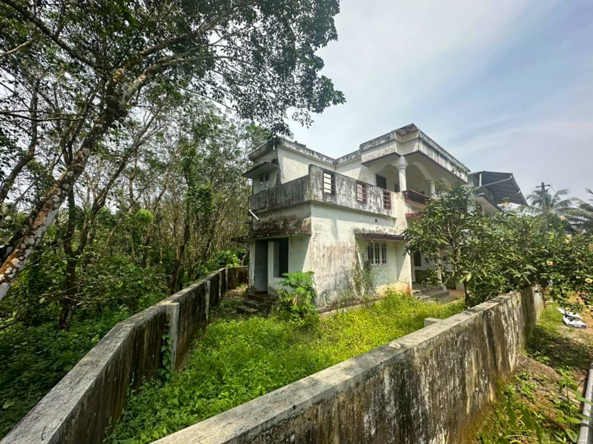 Property Photos 6