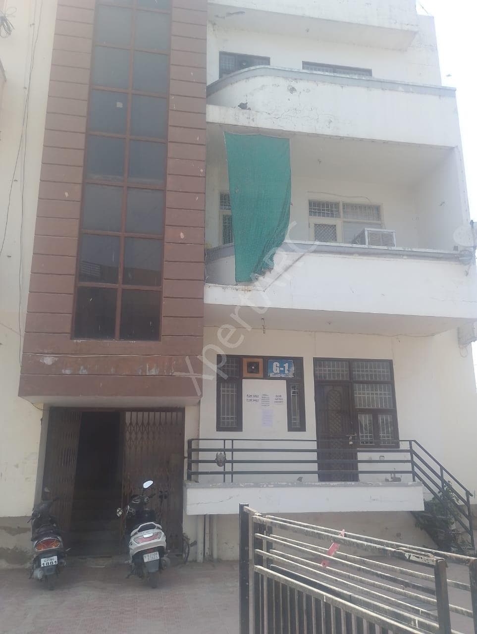 Property Photos 5