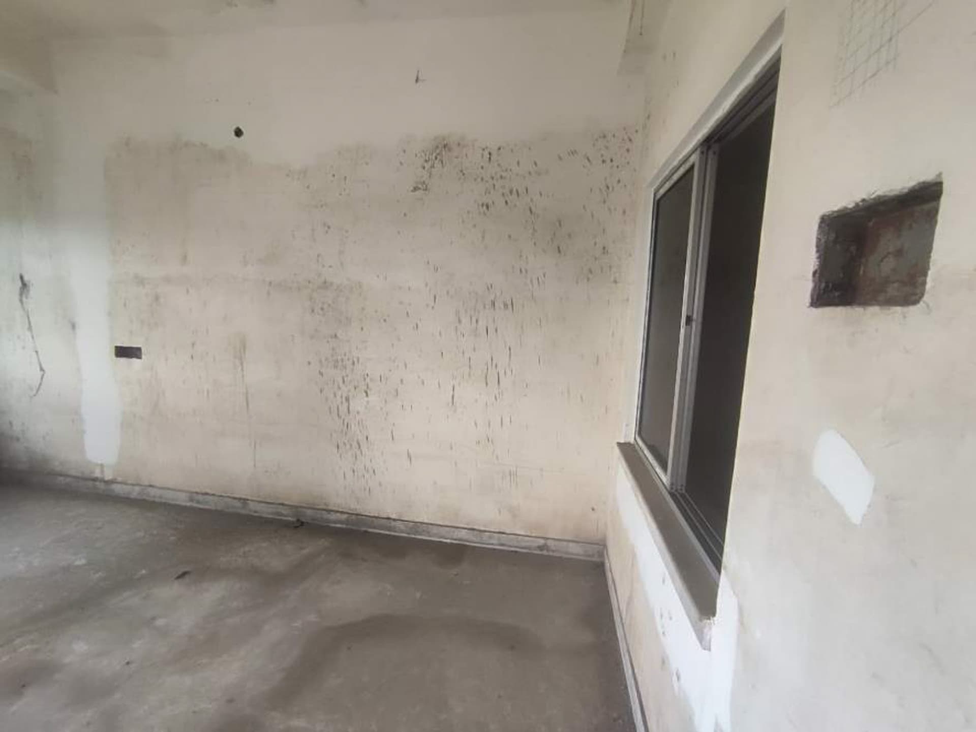 Property Photos 9