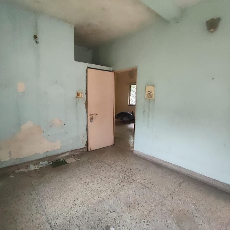 Property Photos 6