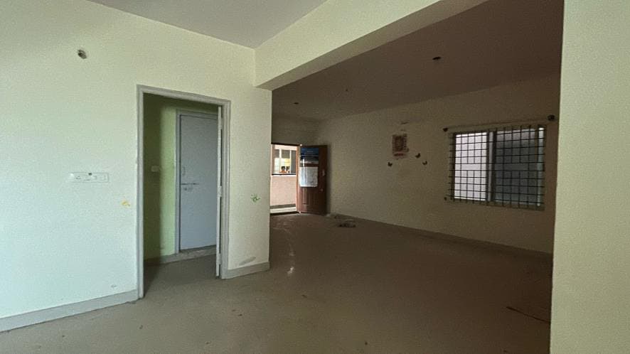 Property Photos 8