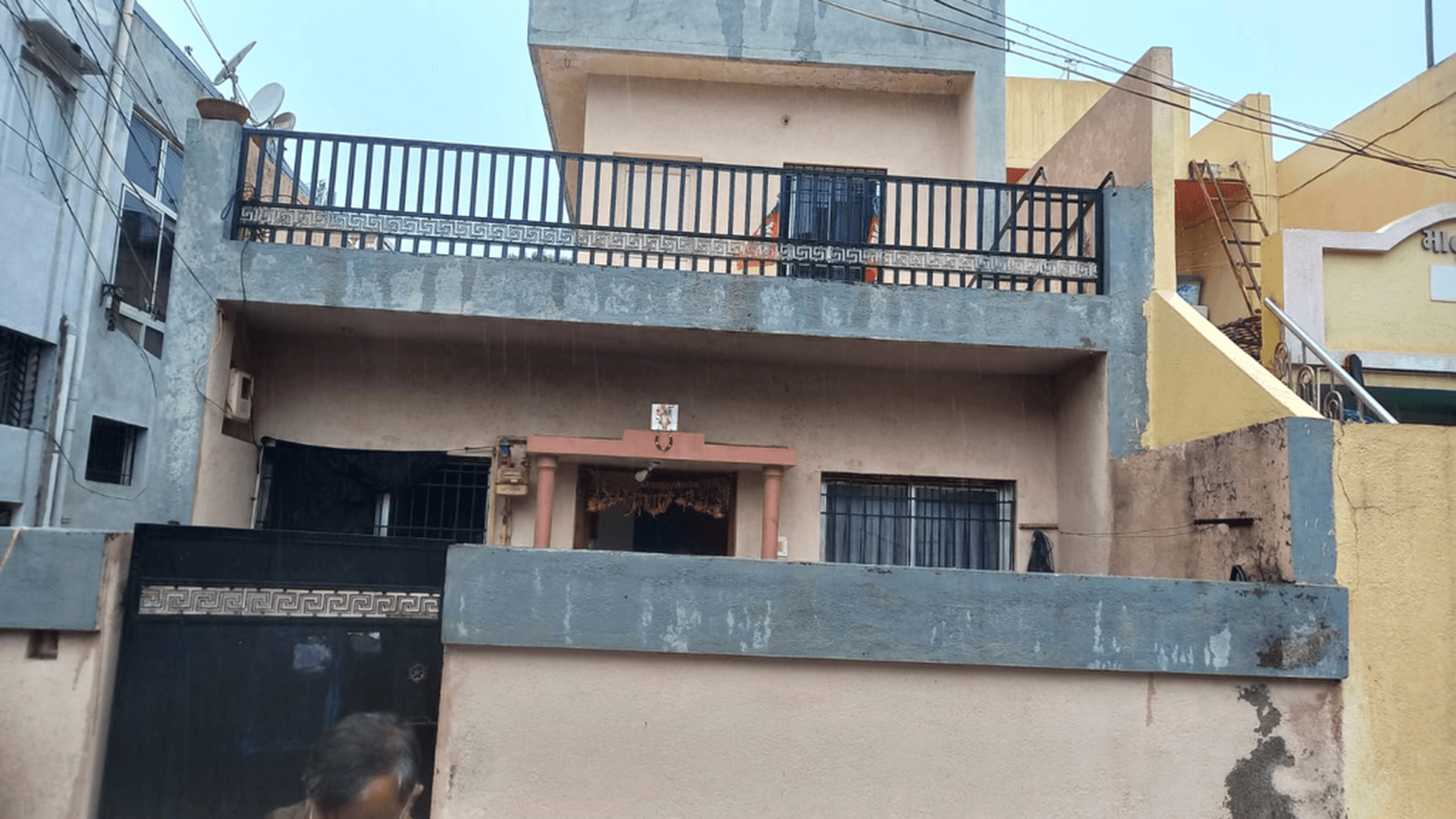 Property Photos 1