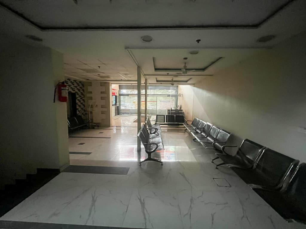 Property Photos 11