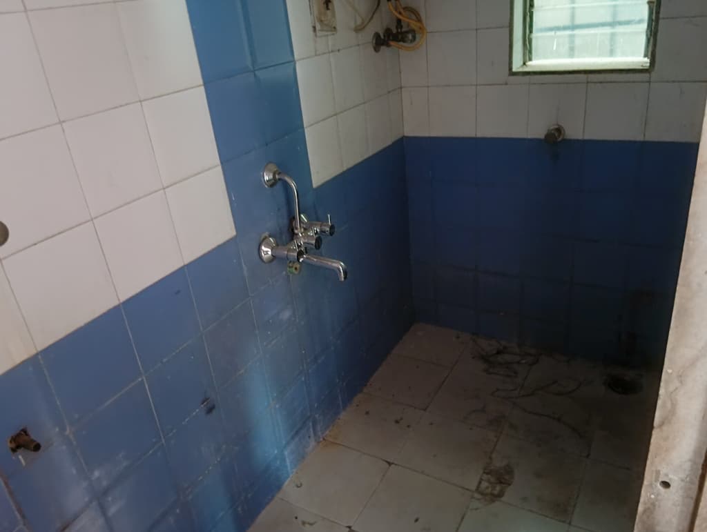 Property Photos 6