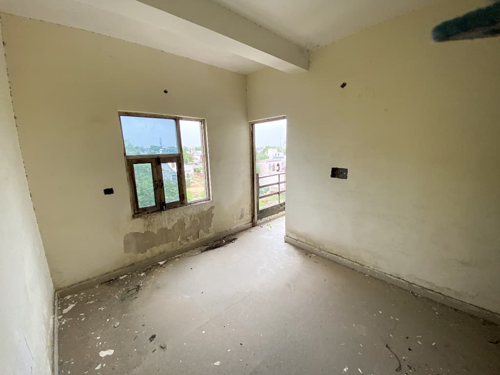 Property Photos 19