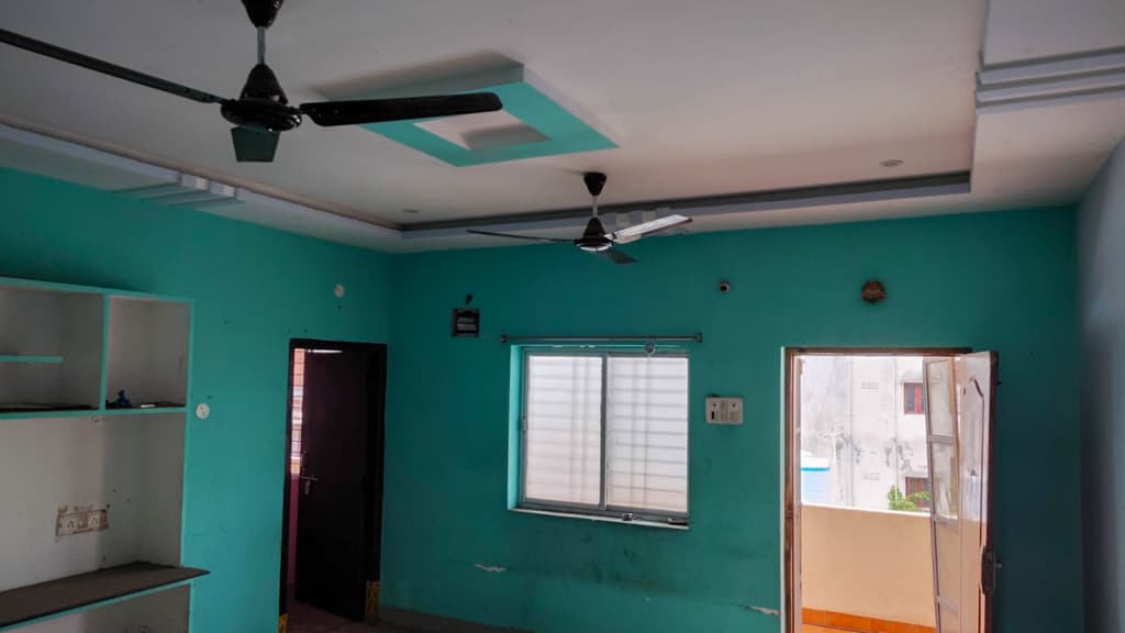 Property Photos 6
