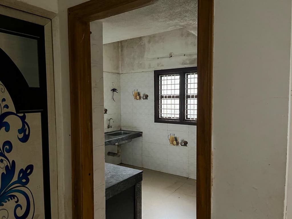 Property Photos 8