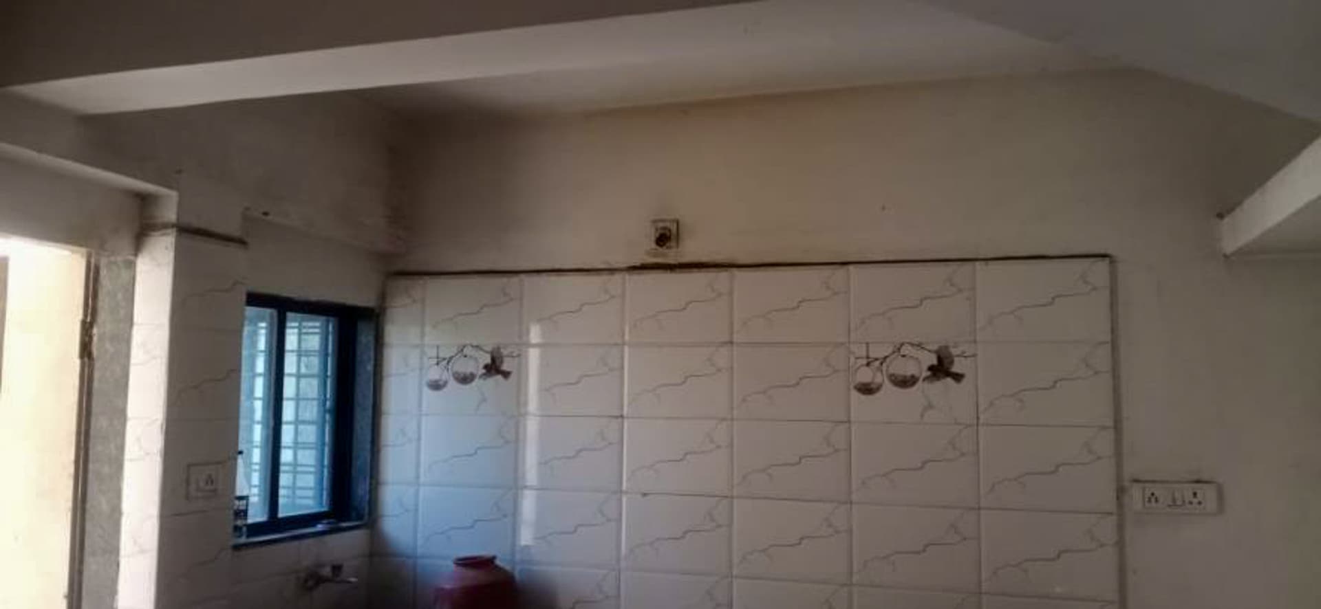 Property Photos 8