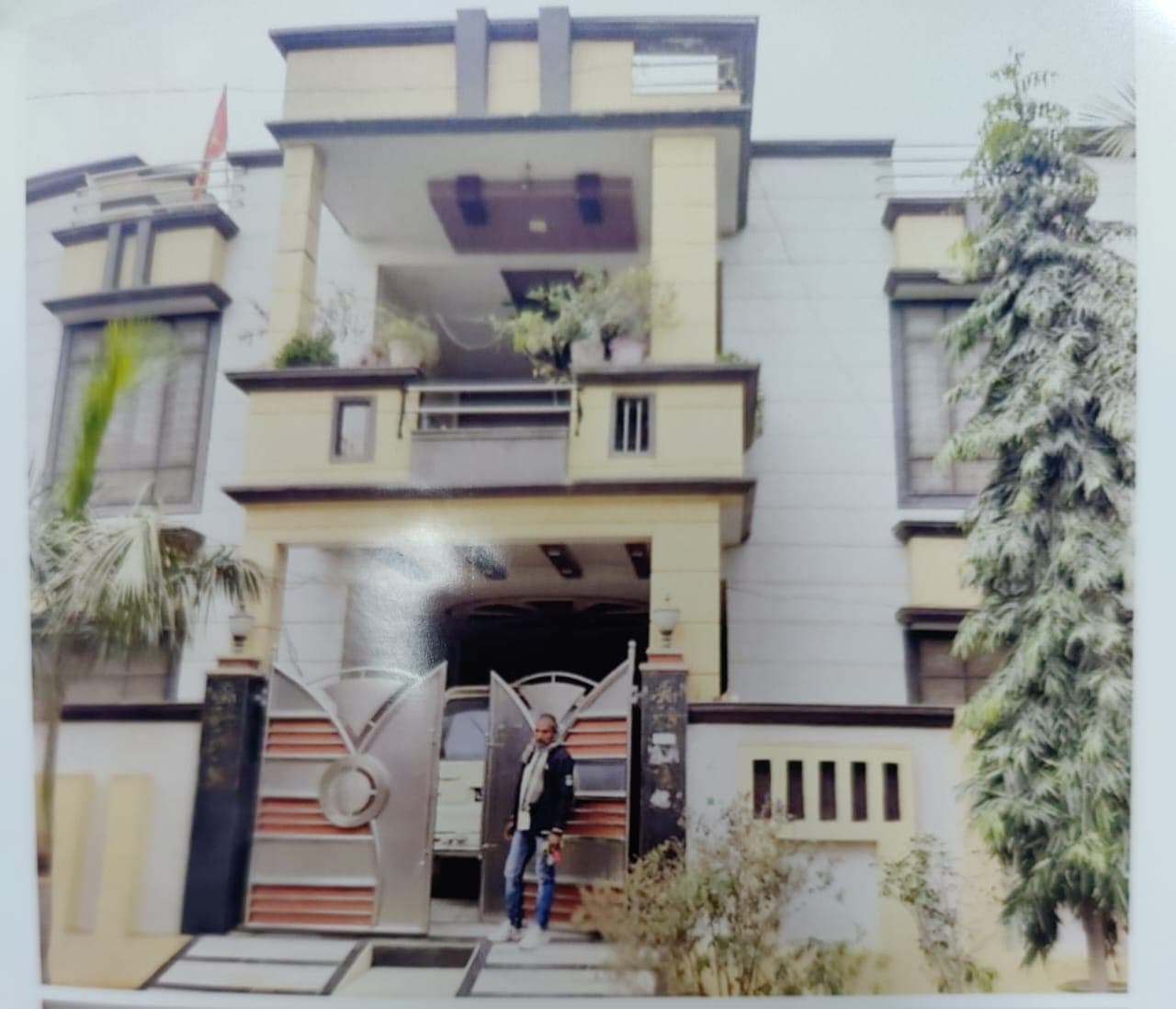Property Photos 1