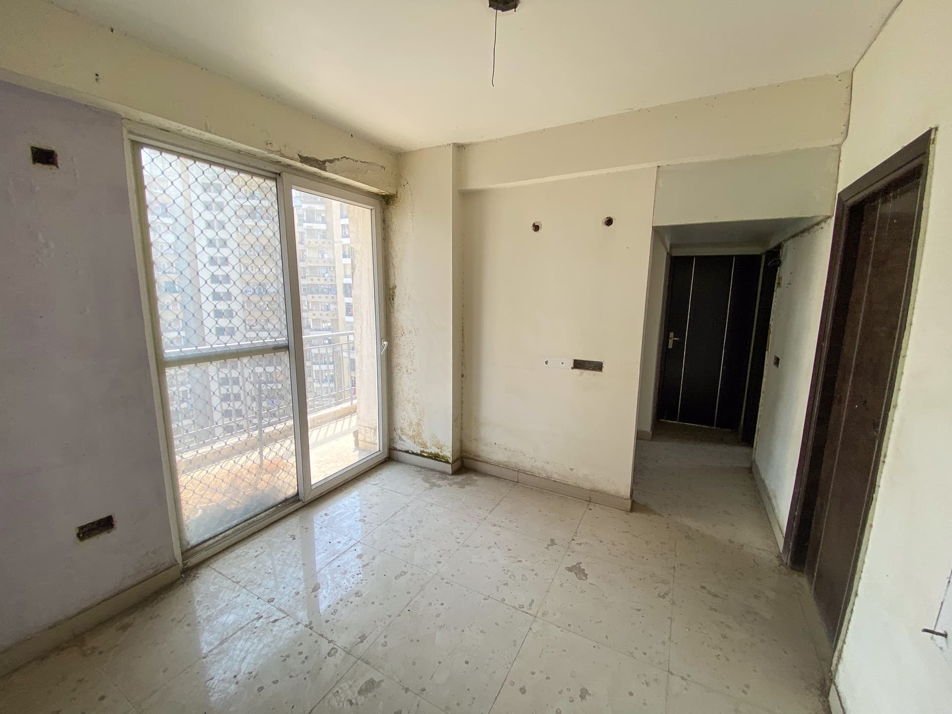 Property Photos 16