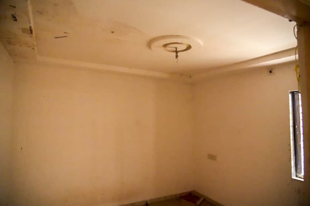 Property Photos 6