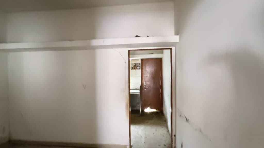 Property Photos 6