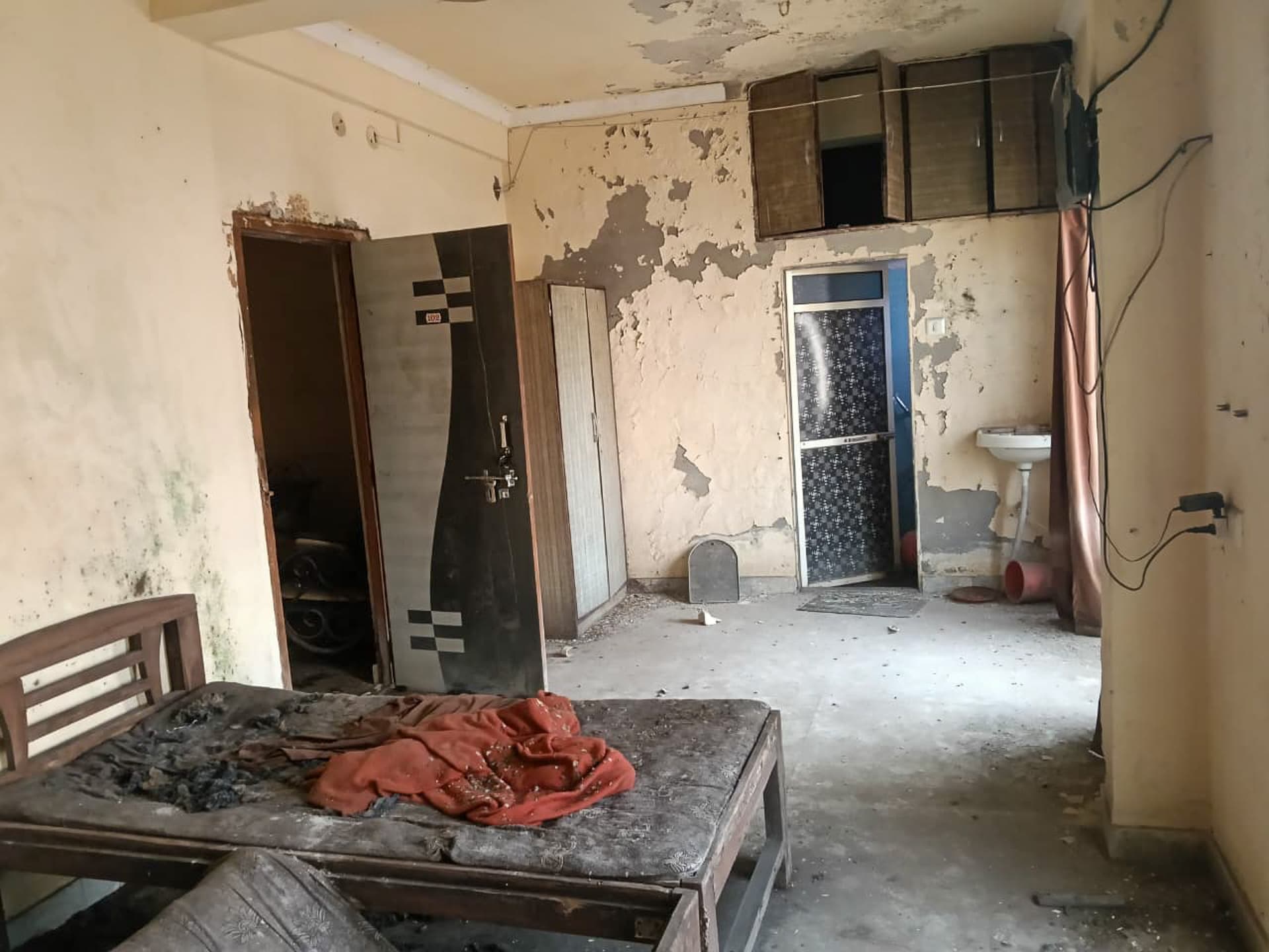 Property Photos 17