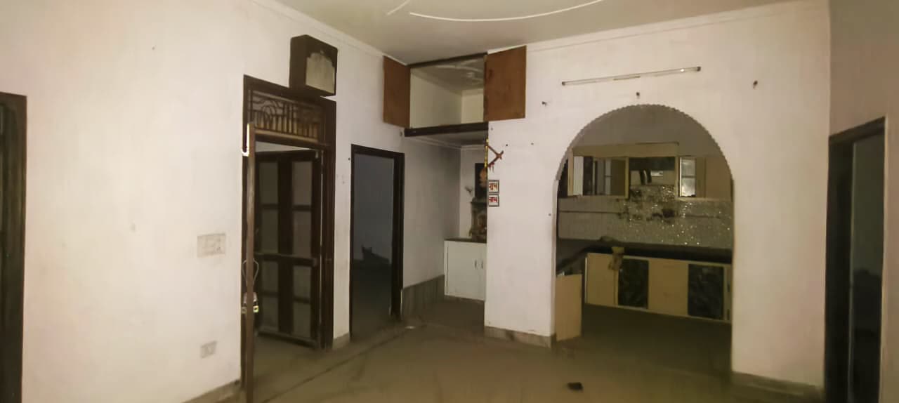 Property Photos 12