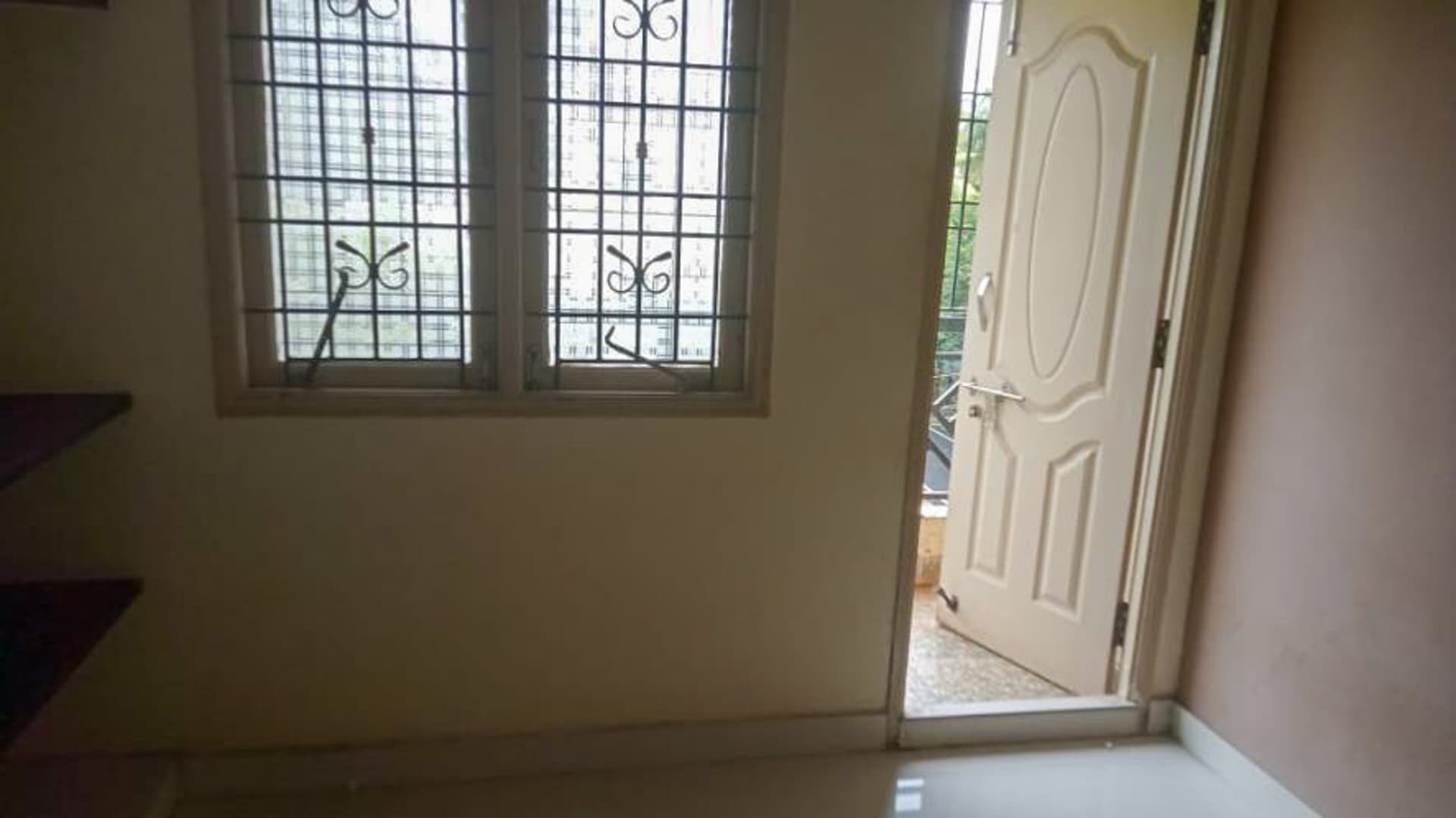 Property Photos 9
