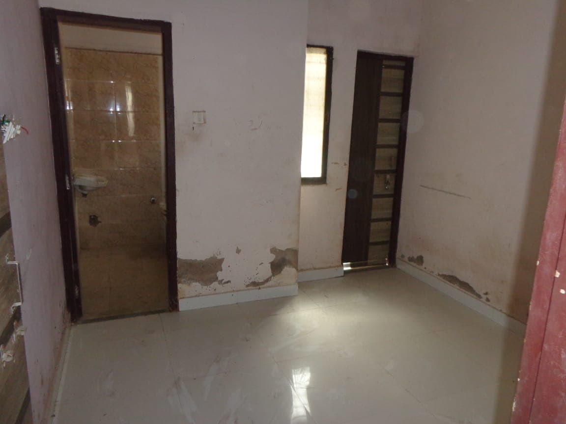Property Photos 5