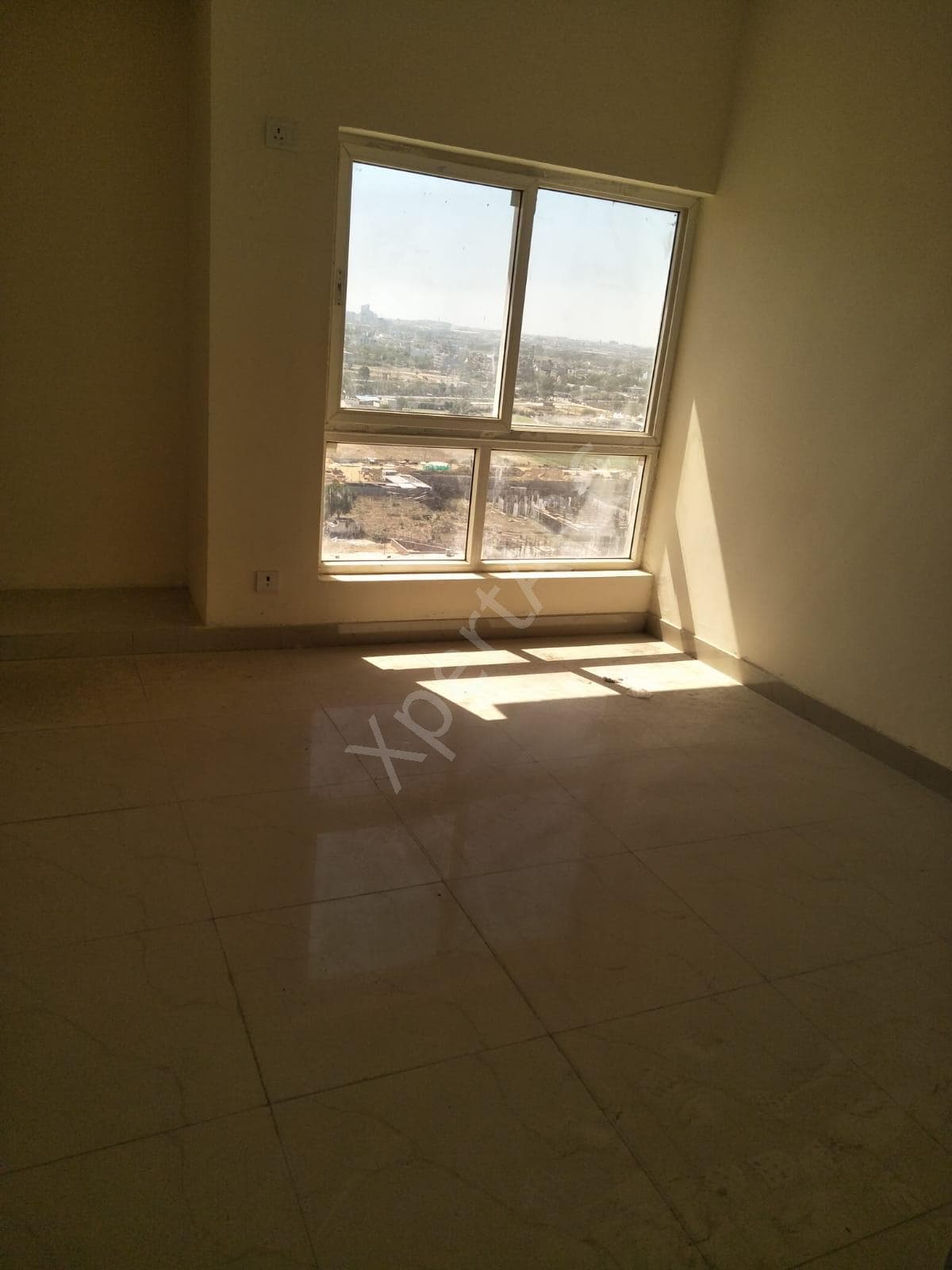 Property Photos 28