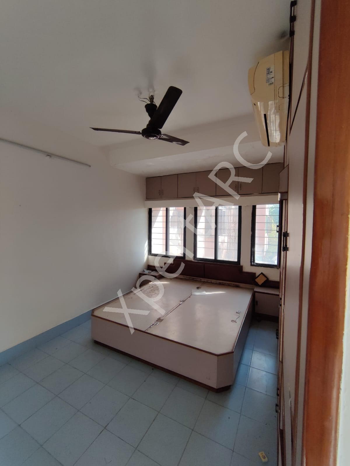 Property Photos 29