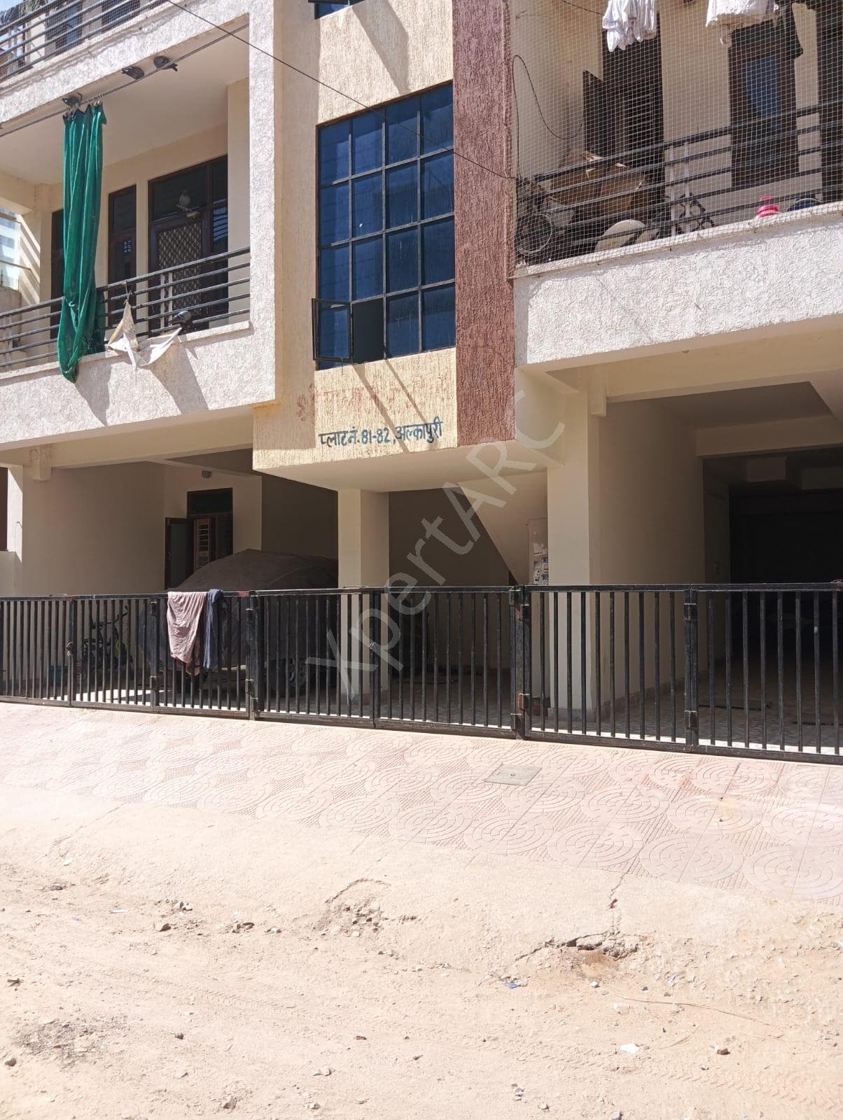 Property Photos 1