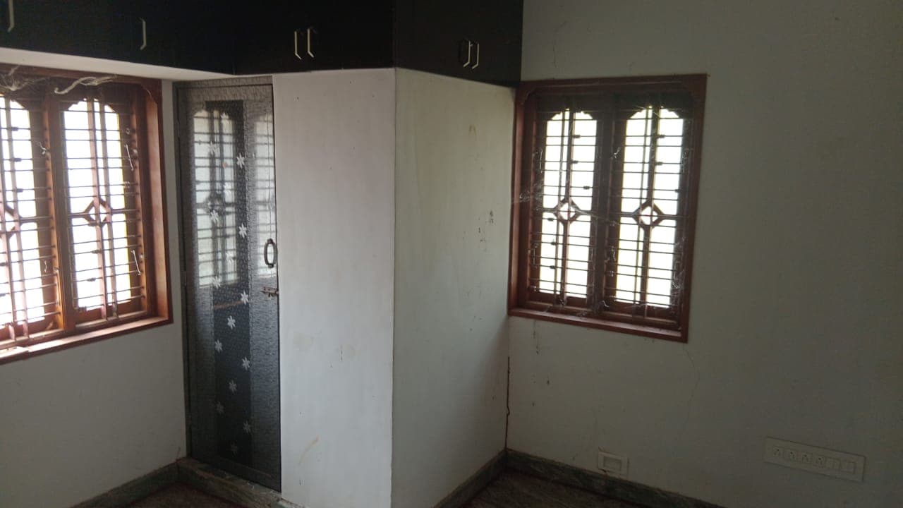 Property Photos 9