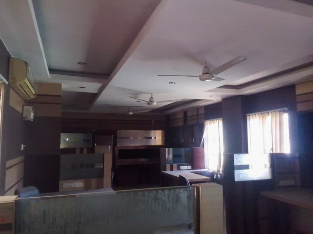 Property Photos 12