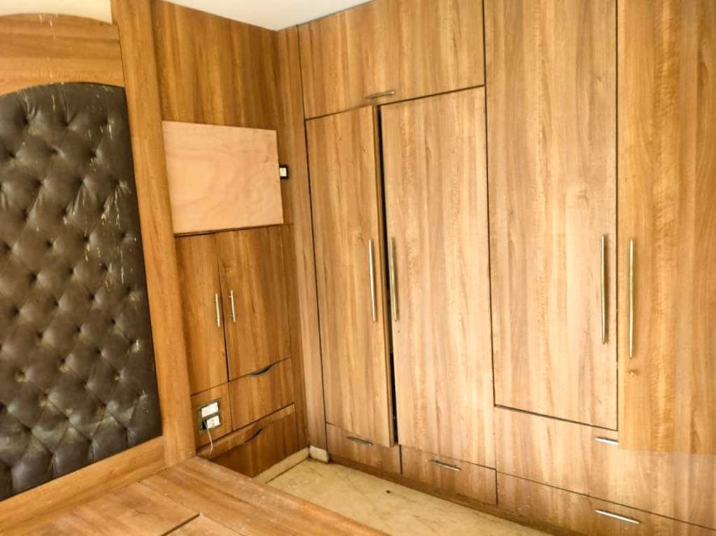 Property Photos 10
