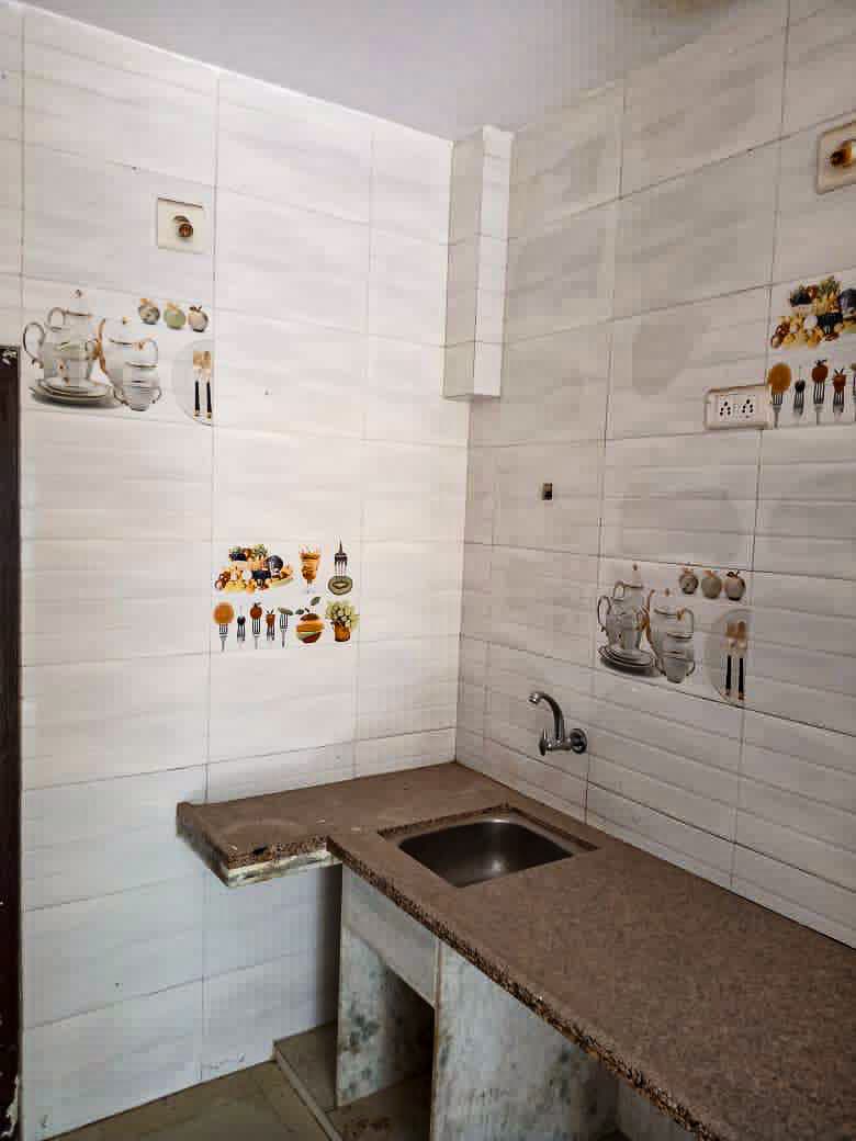 Property Photos 7