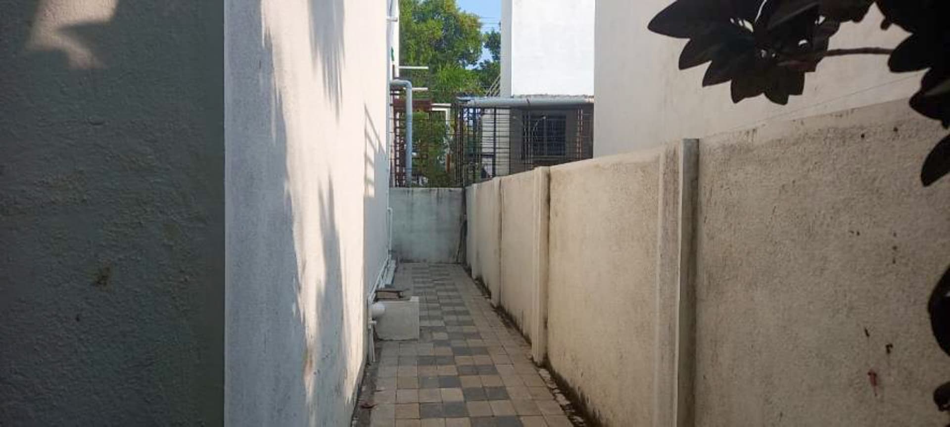 Property Photos 28