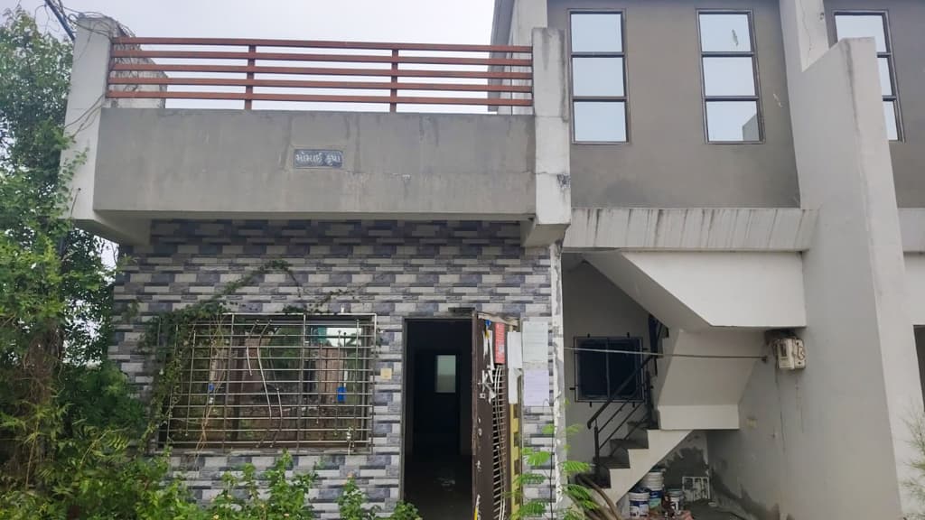 Property Photos 1