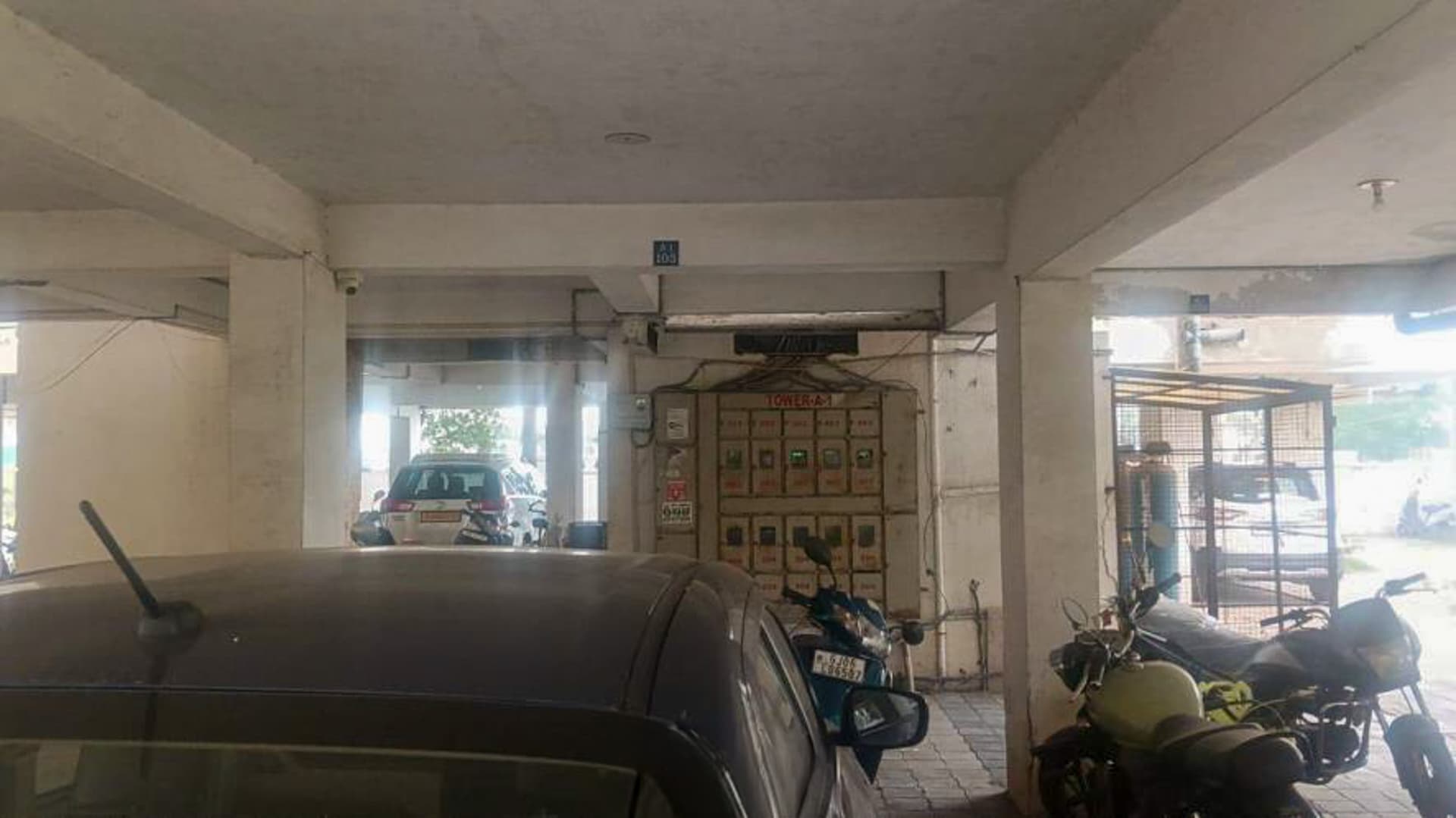 Property Photos 6