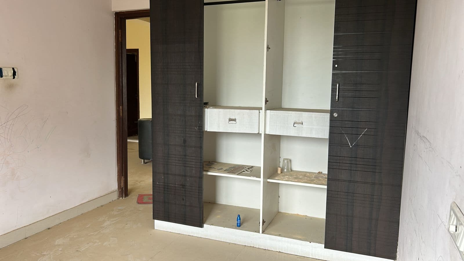 Property Photos 5