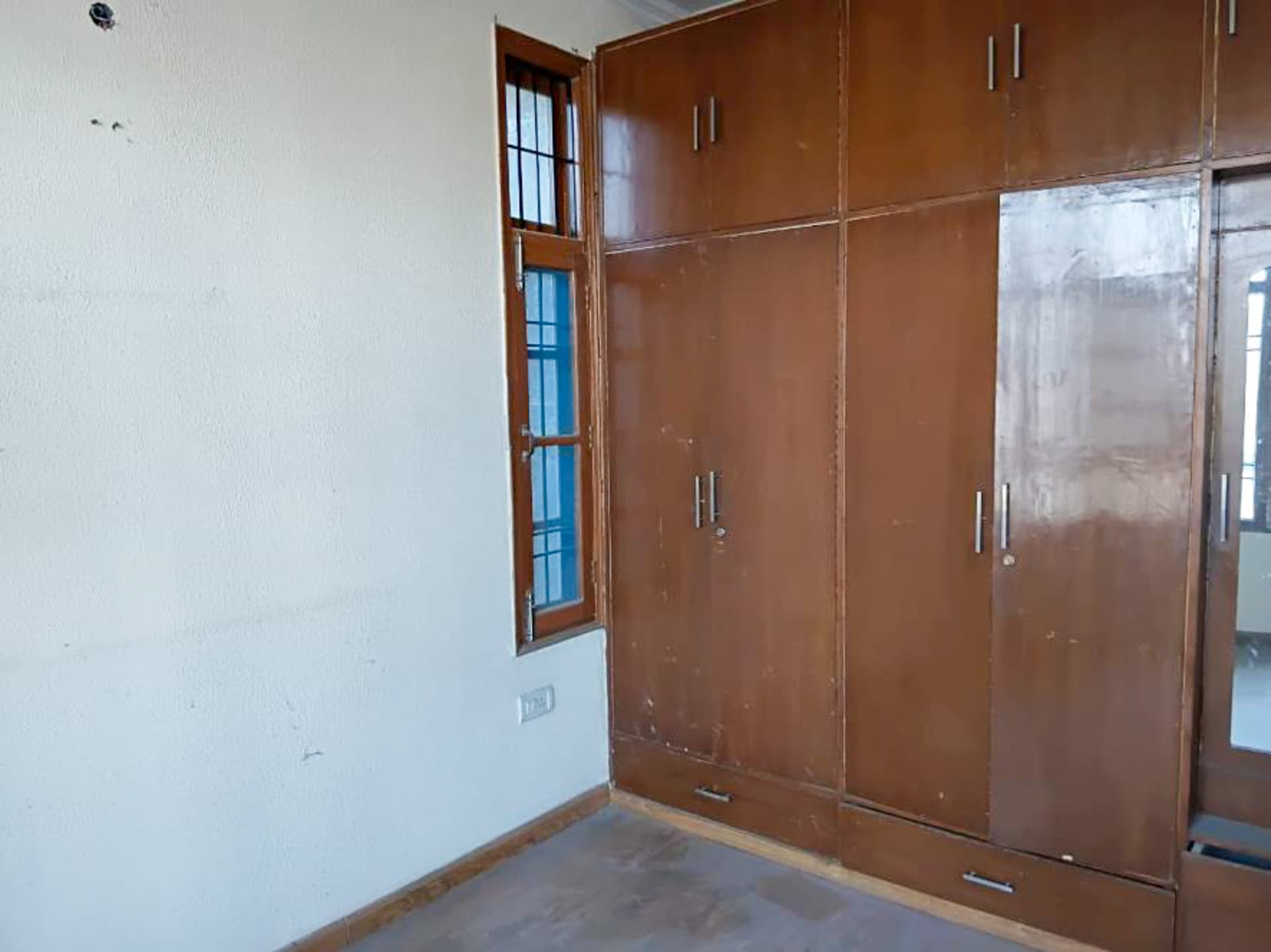 Property Photos 22